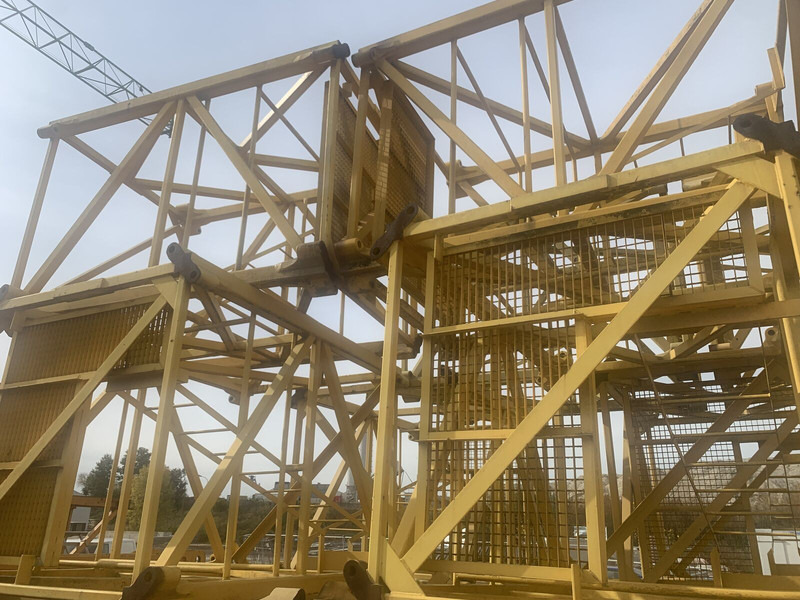 Liebherr 120HC - Derek menara: gambar 1 Liebherr 120HC - Derek menara: gambar 1