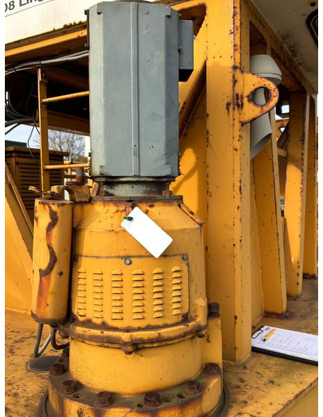 Liebherr 140EC-H6 - Derek menara: gambar 3 Liebherr 140EC-H6 - Derek menara: gambar 3