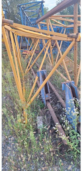 Leasing Liebherr 180EC-H 40m jib slewing part / good price Liebherr 180EC-H 40m jib slewing part / good price: gambar 17