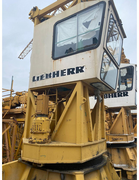 Liebherr 180EC-H10 - Derek menara: gambar 2 Liebherr 180EC-H10 - Derek menara: gambar 2