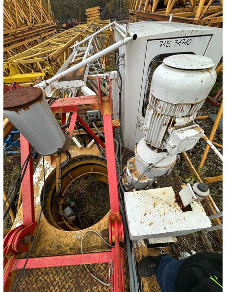 Liebherr 71EC - Derek menara: gambar 4 Liebherr 71EC - Derek menara: gambar 4