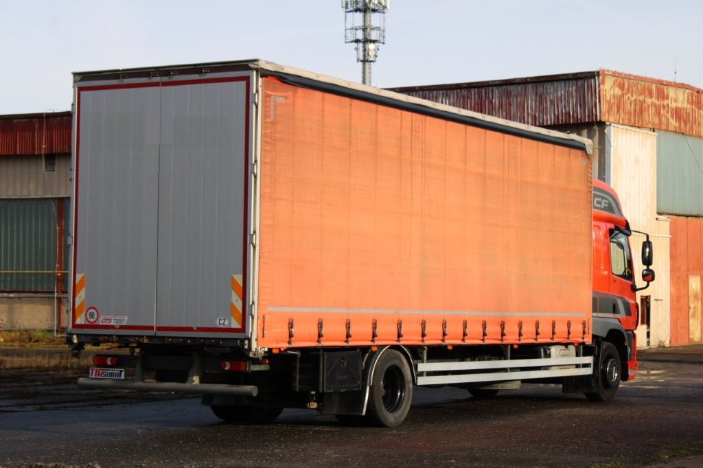 DAF CF 310 FA EURO 6 - Truk dengan terpal samping: gambar 4 DAF CF 310 FA EURO 6 - Truk dengan terpal samping: gambar 4