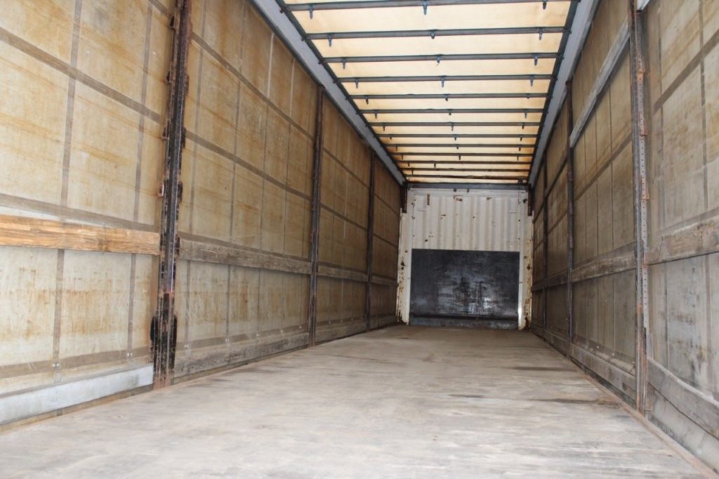 KRONE SD 04 ZVEDACÍ NÁPRAVA - Semi-trailer dengan terpal samping: gambar 5 KRONE SD 04 ZVEDACÍ NÁPRAVA - Semi-trailer dengan terpal samping: gambar 5