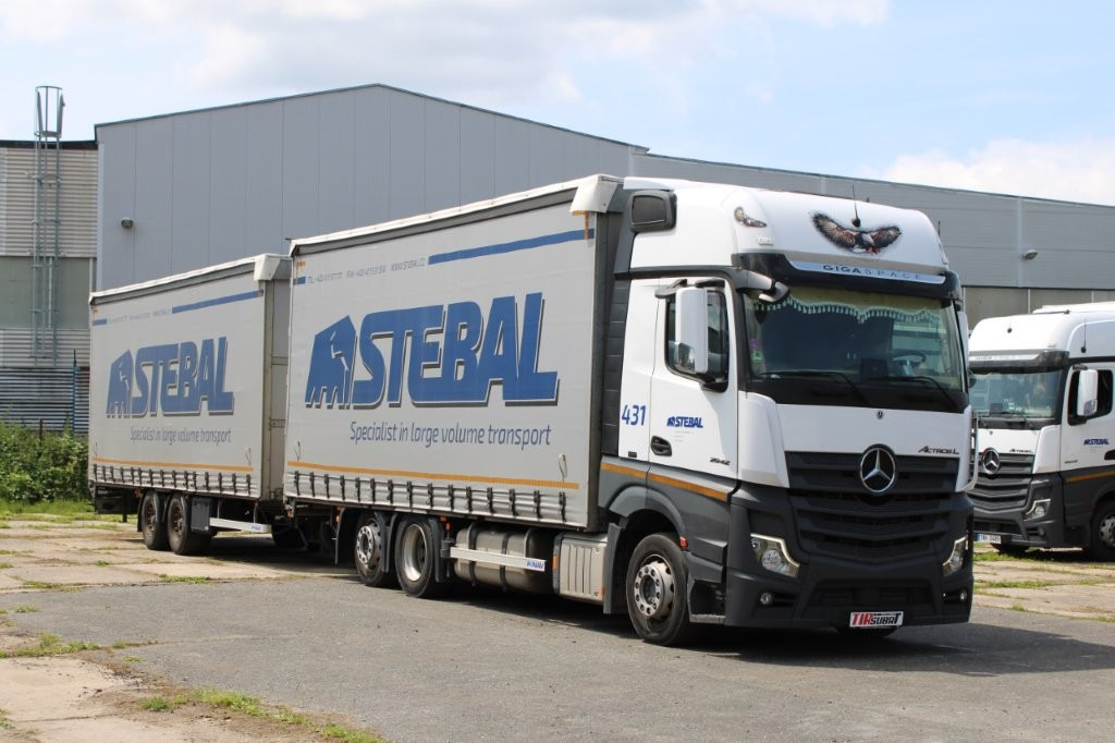 Mercedes-Benz Actros 2542 NAVIGACE + PANAV TVK 18 M (8,20m x 2,4 - Truk dengan terpal samping, Trailer dengan terpal samping: gambar 1 Mercedes-Benz Actros 2542 NAVIGACE + PANAV TVK 18 M (8,20m x 2,4 - Truk dengan terpal samping, Trailer dengan terpal samping: gambar 1