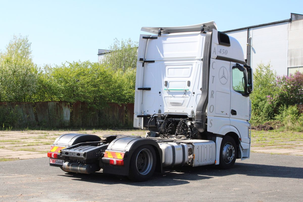 Mercedes-Benz Actros 1845 - Tractor head: gambar 4 Mercedes-Benz Actros 1845 - Tractor head: gambar 4