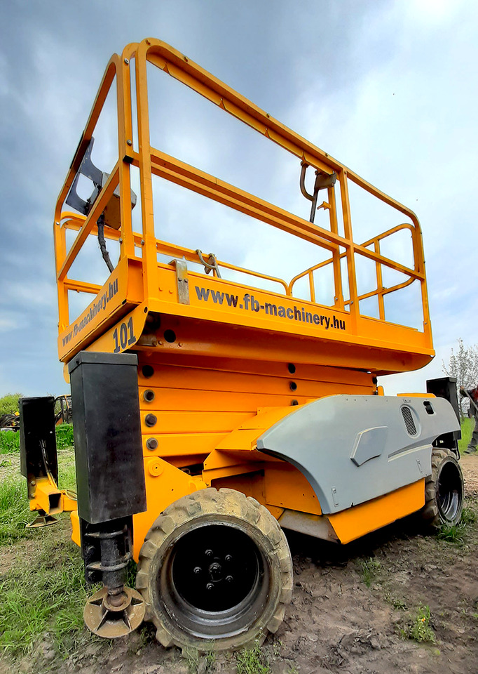 HAULOTTE Compact 12 DX - Scissor lifts: gambar 2 HAULOTTE Compact 12 DX - Scissor lifts: gambar 2