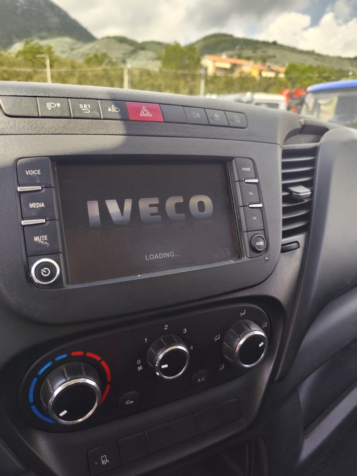 IVECO DAILY 35-130 - Van jungkit: gambar 5 IVECO DAILY 35-130 - Van jungkit: gambar 5
