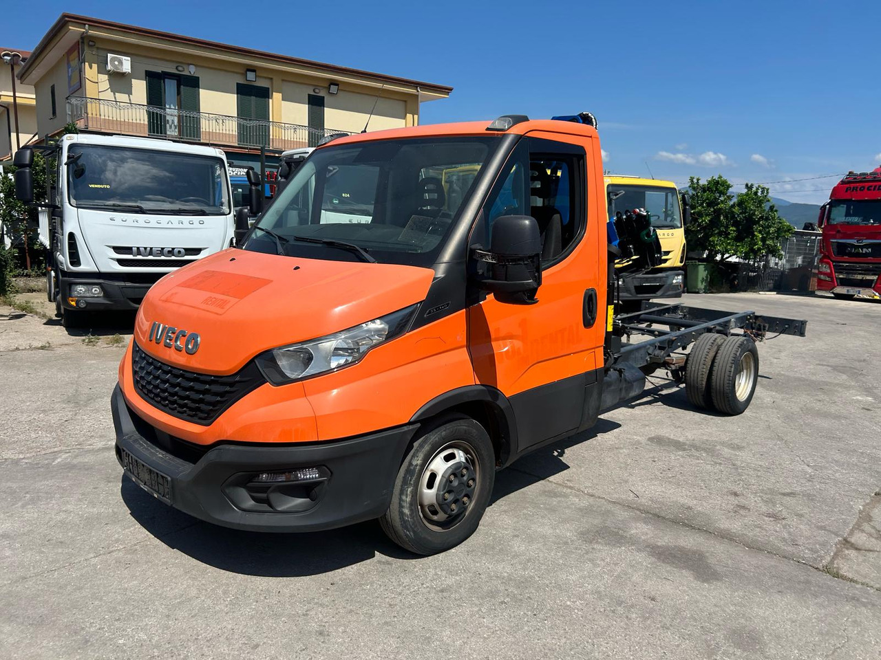 IVECO DAILY 35-140 - Truk derek: gambar 5 IVECO DAILY 35-140 - Truk derek: gambar 5