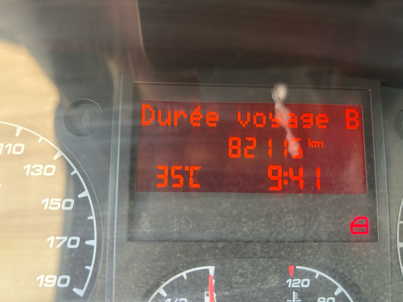 IVECO DAILY 35C13 - Van jungkit: gambar 5 IVECO DAILY 35C13 - Van jungkit: gambar 5