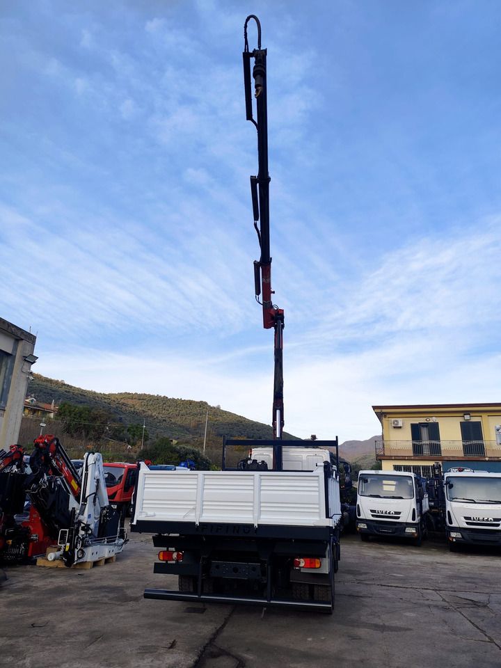 IVECO EUROCARGO 140-250 - Truk derek: gambar 4 IVECO EUROCARGO 140-250 - Truk derek: gambar 4