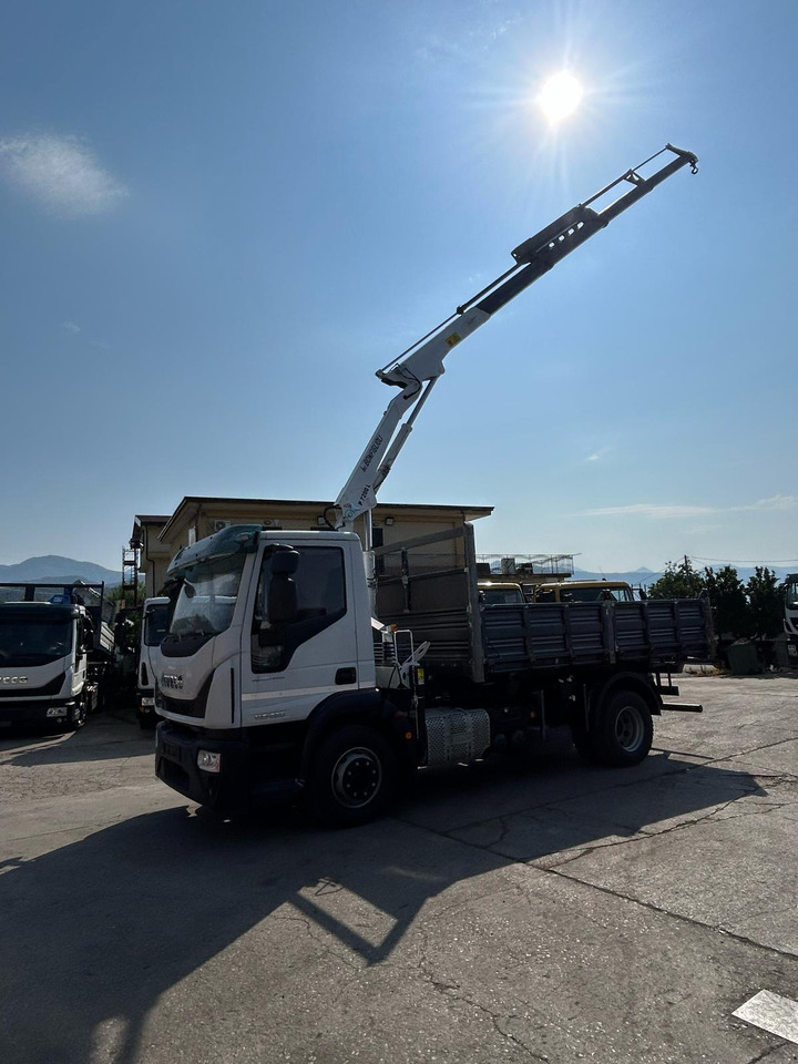 IVECO EUROCARGO 140-250 - Truk derek: gambar 1 IVECO EUROCARGO 140-250 - Truk derek: gambar 1