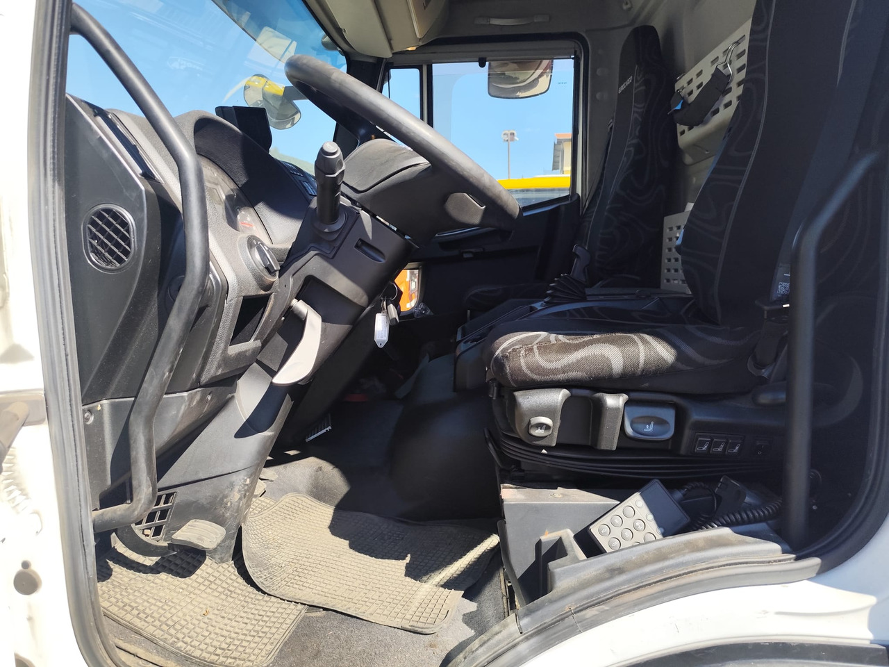 Leasing IVECO EUROCARGO 160-280 IVECO EUROCARGO 160-280: gambar 48