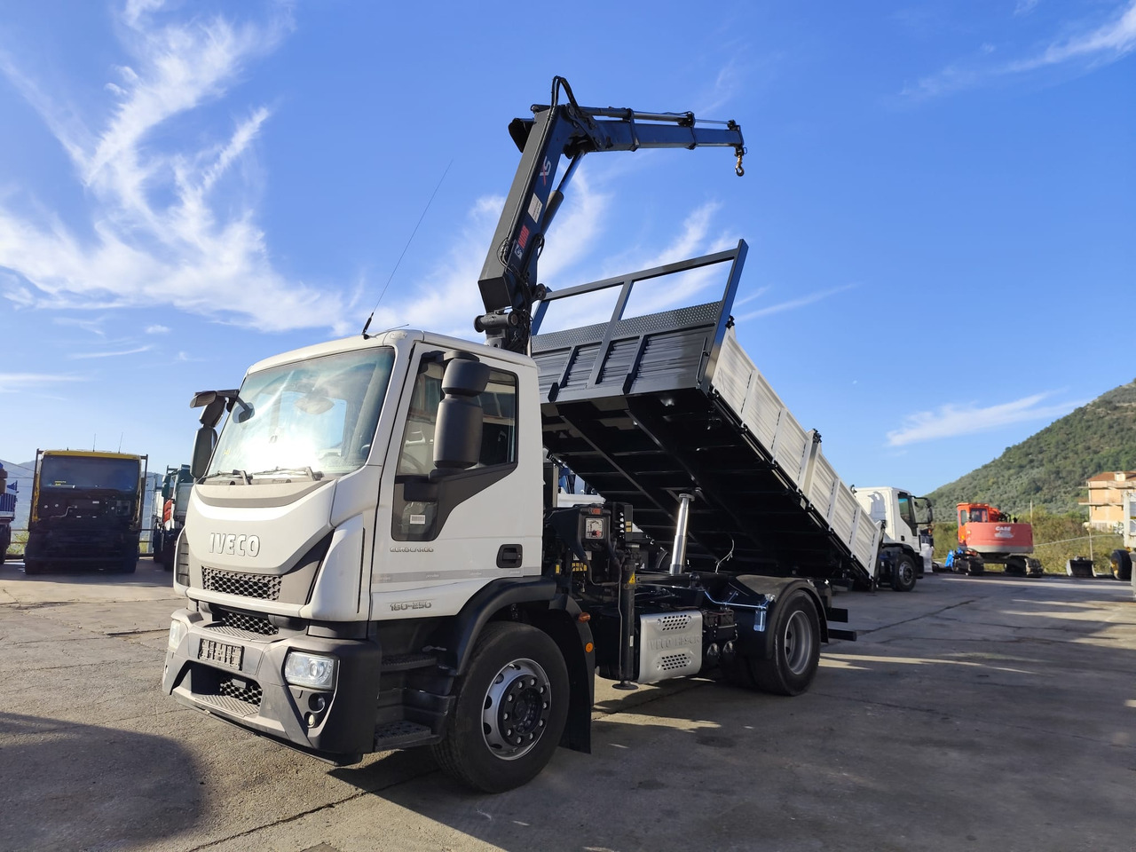 IVECO EUROCARGO 180-250 - Truk derek, Truk derek: gambar 1 IVECO EUROCARGO 180-250 - Truk derek, Truk derek: gambar 1
