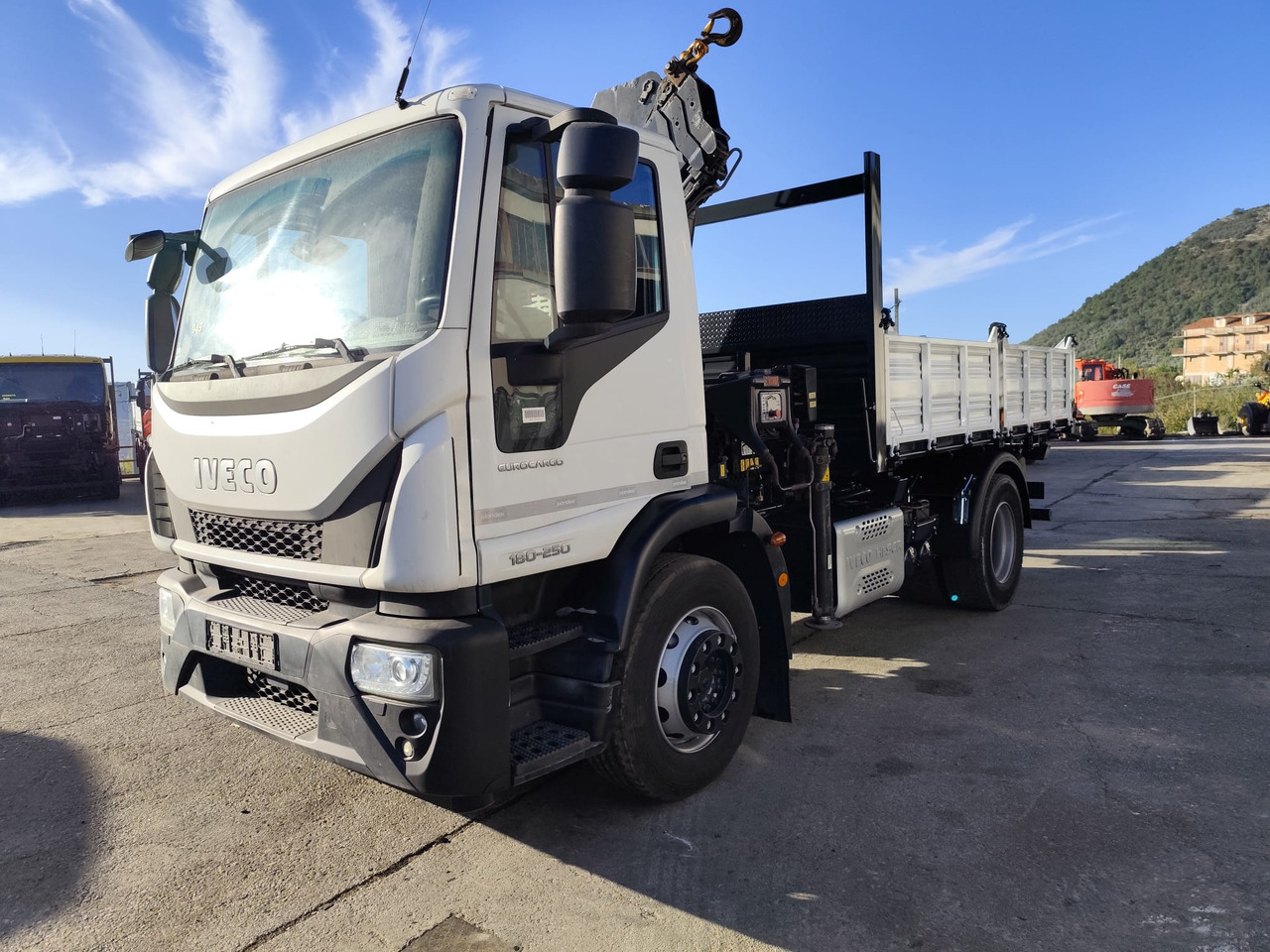 IVECO EUROCARGO 180-250 - Truk derek, Truk derek: gambar 5 IVECO EUROCARGO 180-250 - Truk derek, Truk derek: gambar 5