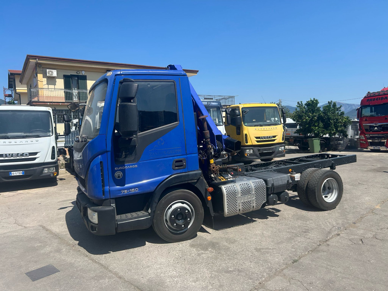 IVECO EUROCARGO 75-160 - Truk derek, Truk derek: gambar 4 IVECO EUROCARGO 75-160 - Truk derek, Truk derek: gambar 4