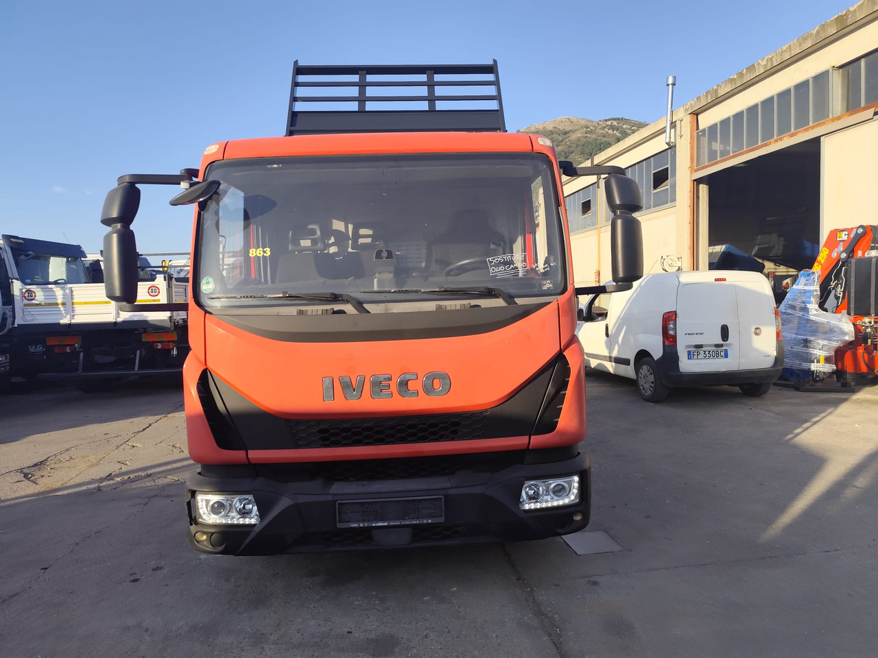 Truk derek IVECO EUROCARGO 80-190: gambar 42