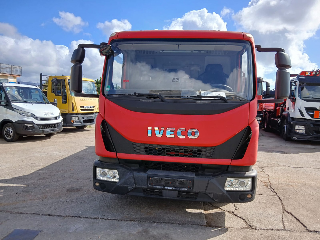 Truk derek IVECO EUROCARGO 80-190: gambar 44