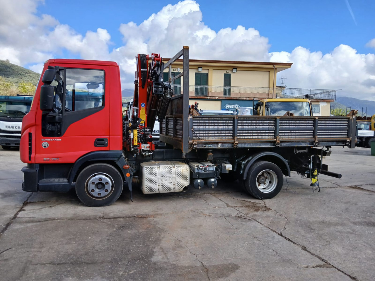 Truk derek IVECO EUROCARGO 80-190: gambar 32