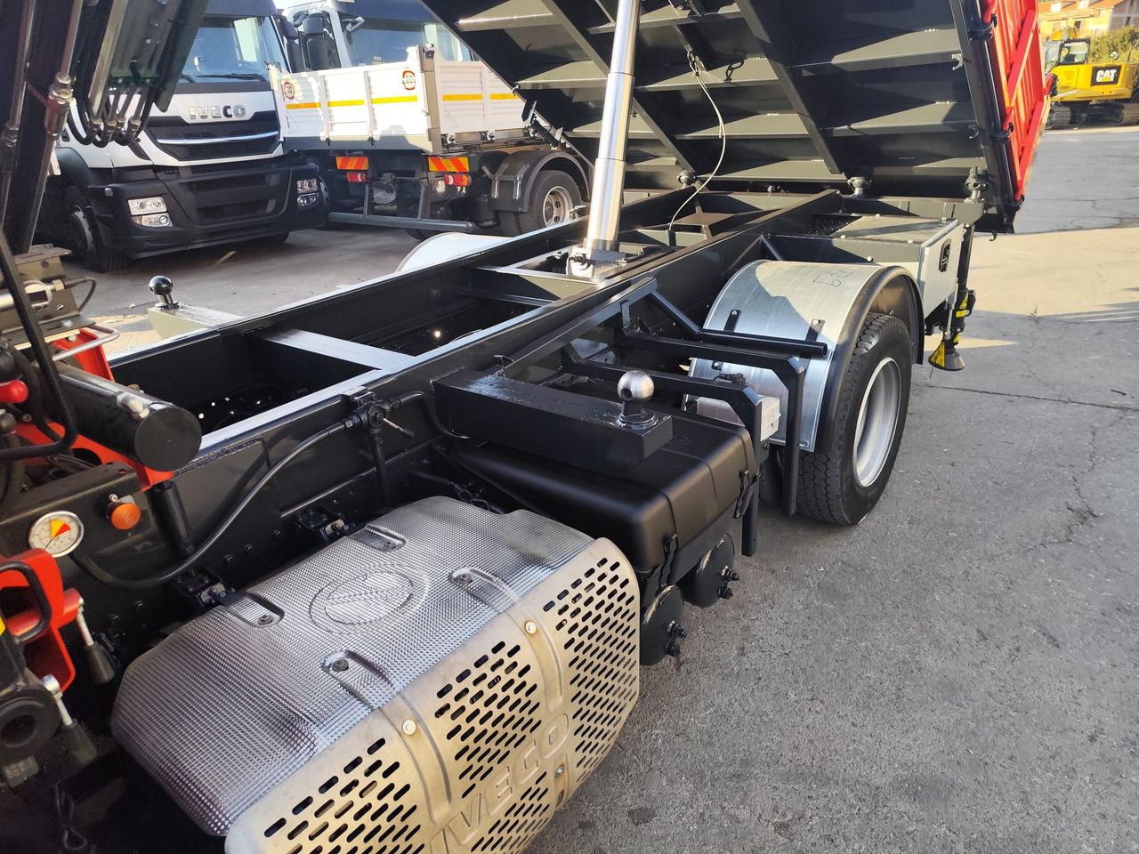 Truk derek IVECO EUROCARGO 80-190: gambar 25