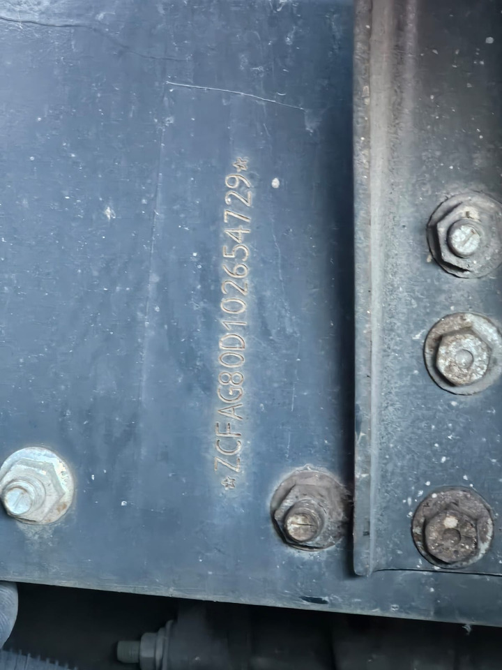 IVECO EUROCARGO 80-190 - Truk sasis: gambar 3 IVECO EUROCARGO 80-190 - Truk sasis: gambar 3