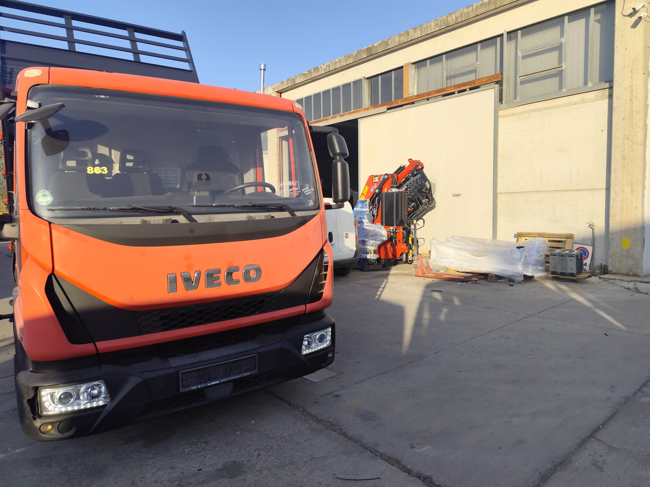 Truk derek IVECO EUROCARGO 80-190: gambar 40