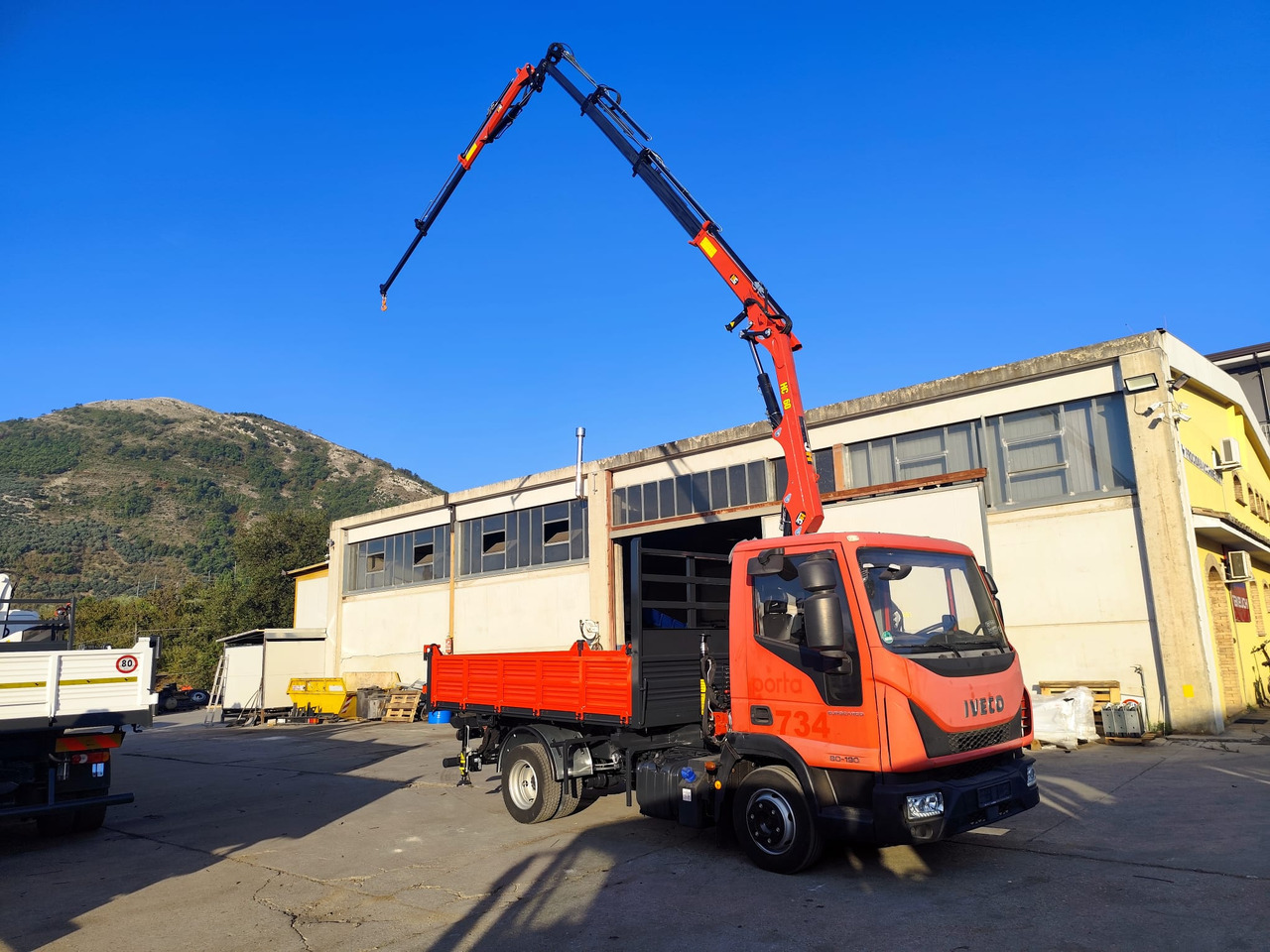 Truk derek IVECO EUROCARGO 80-190: gambar 9