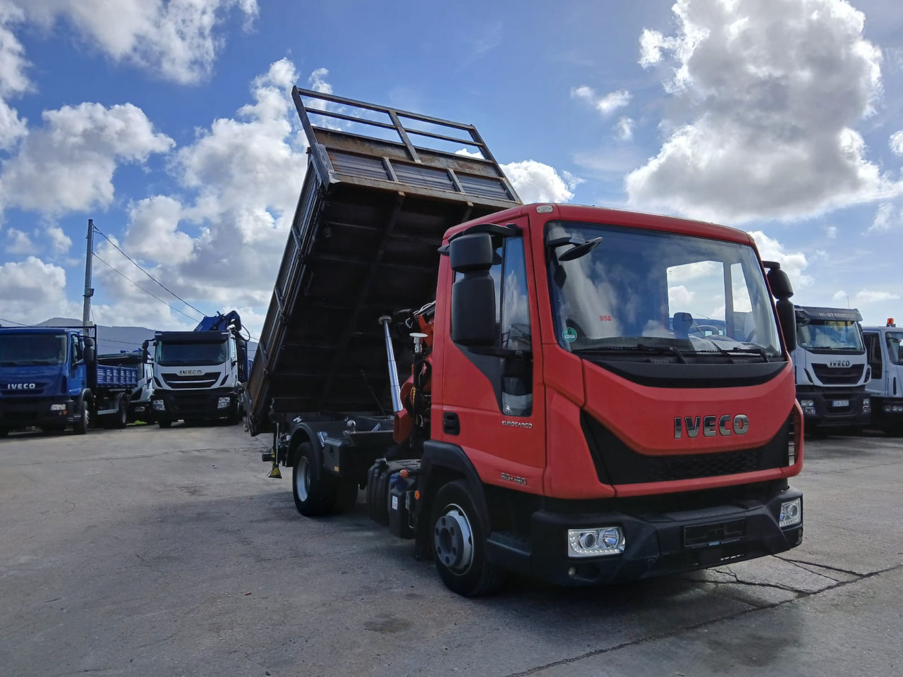 Truk derek IVECO EUROCARGO 80-190: gambar 13