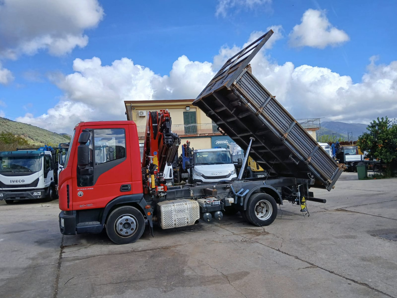 Truk derek IVECO EUROCARGO 80-190: gambar 17