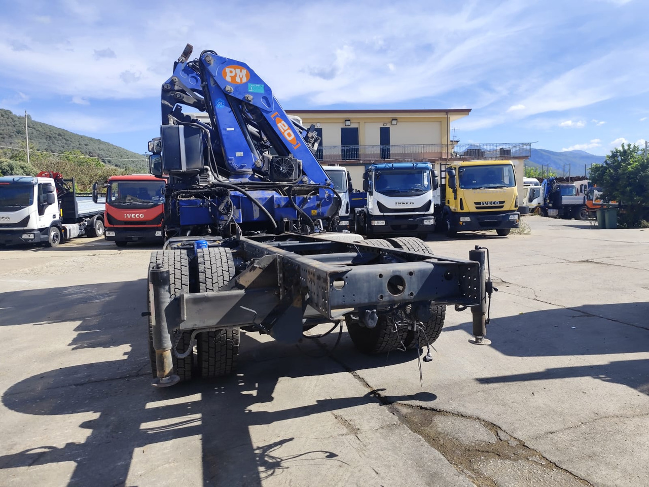 IVECO STRALIS 190S31 - Truk derek: gambar 5 IVECO STRALIS 190S31 - Truk derek: gambar 5