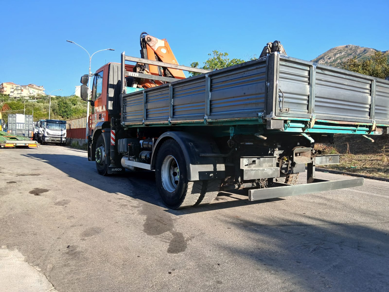 IVECO STRALIS 190S31 - Truk derek: gambar 5 IVECO STRALIS 190S31 - Truk derek: gambar 5