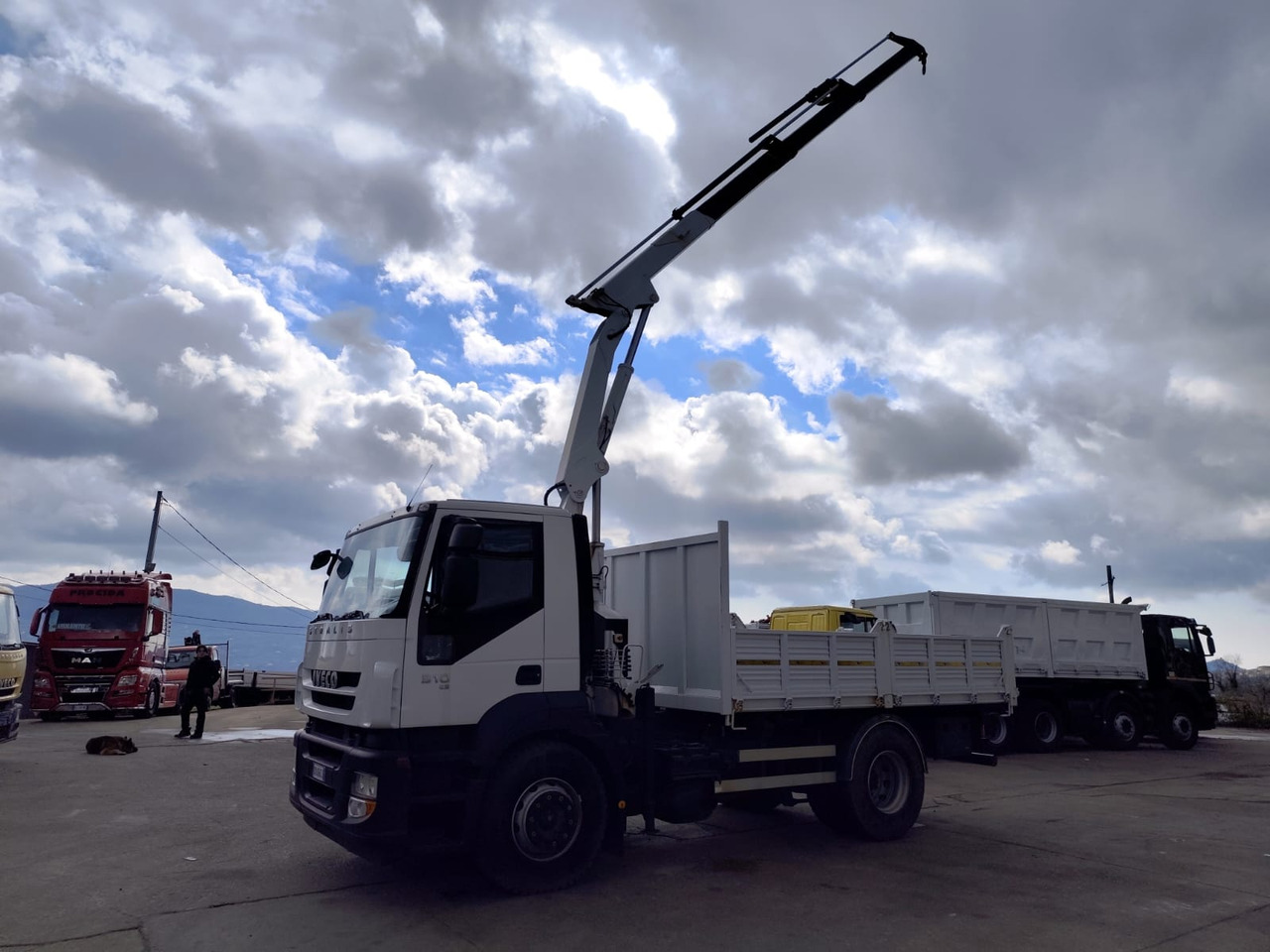 Truk derek IVECO STRALIS AD 190S31P: gambar 45