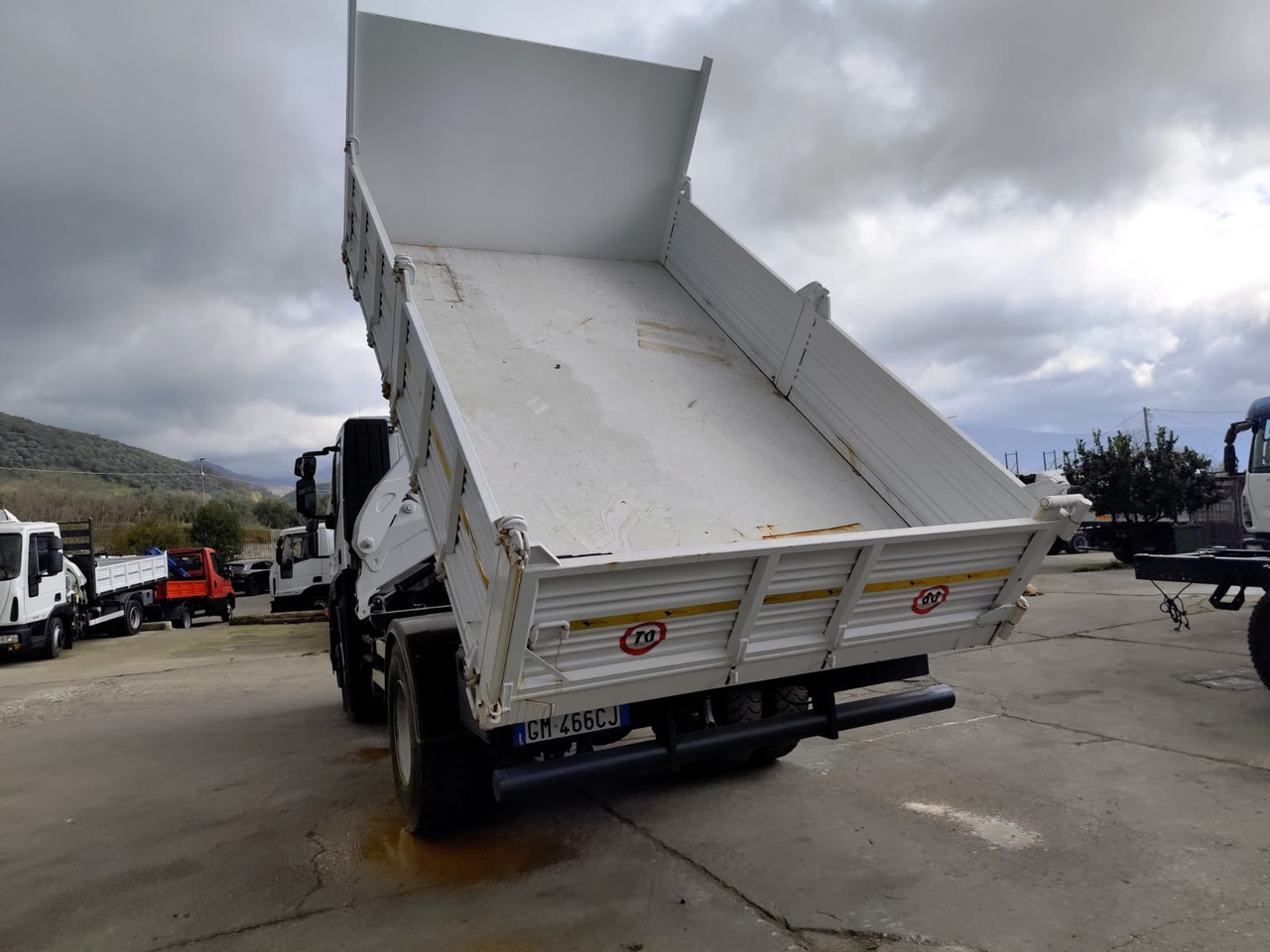 Truk derek IVECO STRALIS AD 190S31P: gambar 7