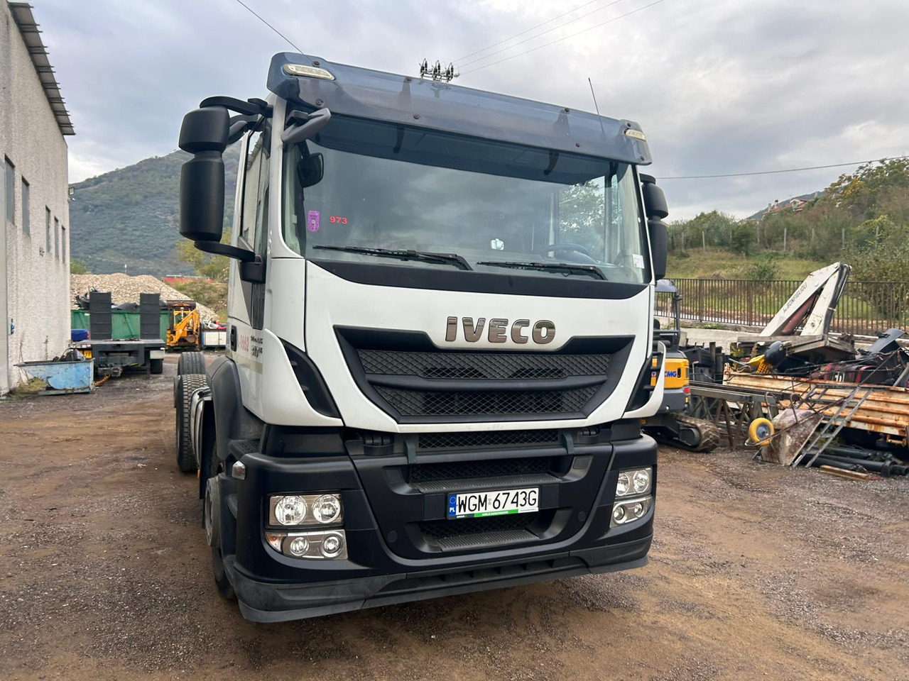 IVECO STRALIS AD 260S31 - Truk sasis: gambar 5 IVECO STRALIS AD 260S31 - Truk sasis: gambar 5