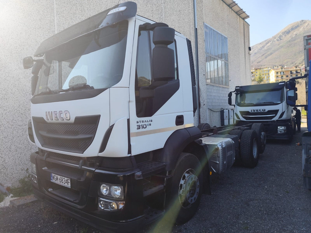 IVECO STRALIS AD 260S31 XP - Truk sasis: gambar 4 IVECO STRALIS AD 260S31 XP - Truk sasis: gambar 4