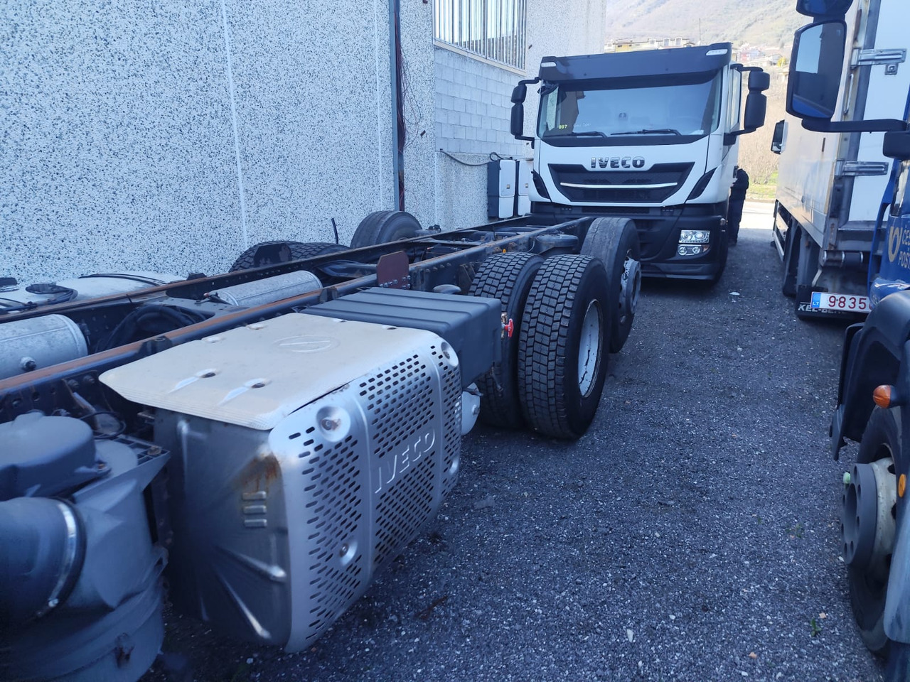 IVECO STRALIS AD 260S31 XP - Truk sasis: gambar 3 IVECO STRALIS AD 260S31 XP - Truk sasis: gambar 3