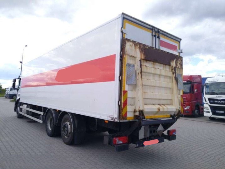 IVECO STRALIS AD 260S31 XP - Truk sasis: gambar 3 IVECO STRALIS AD 260S31 XP - Truk sasis: gambar 3