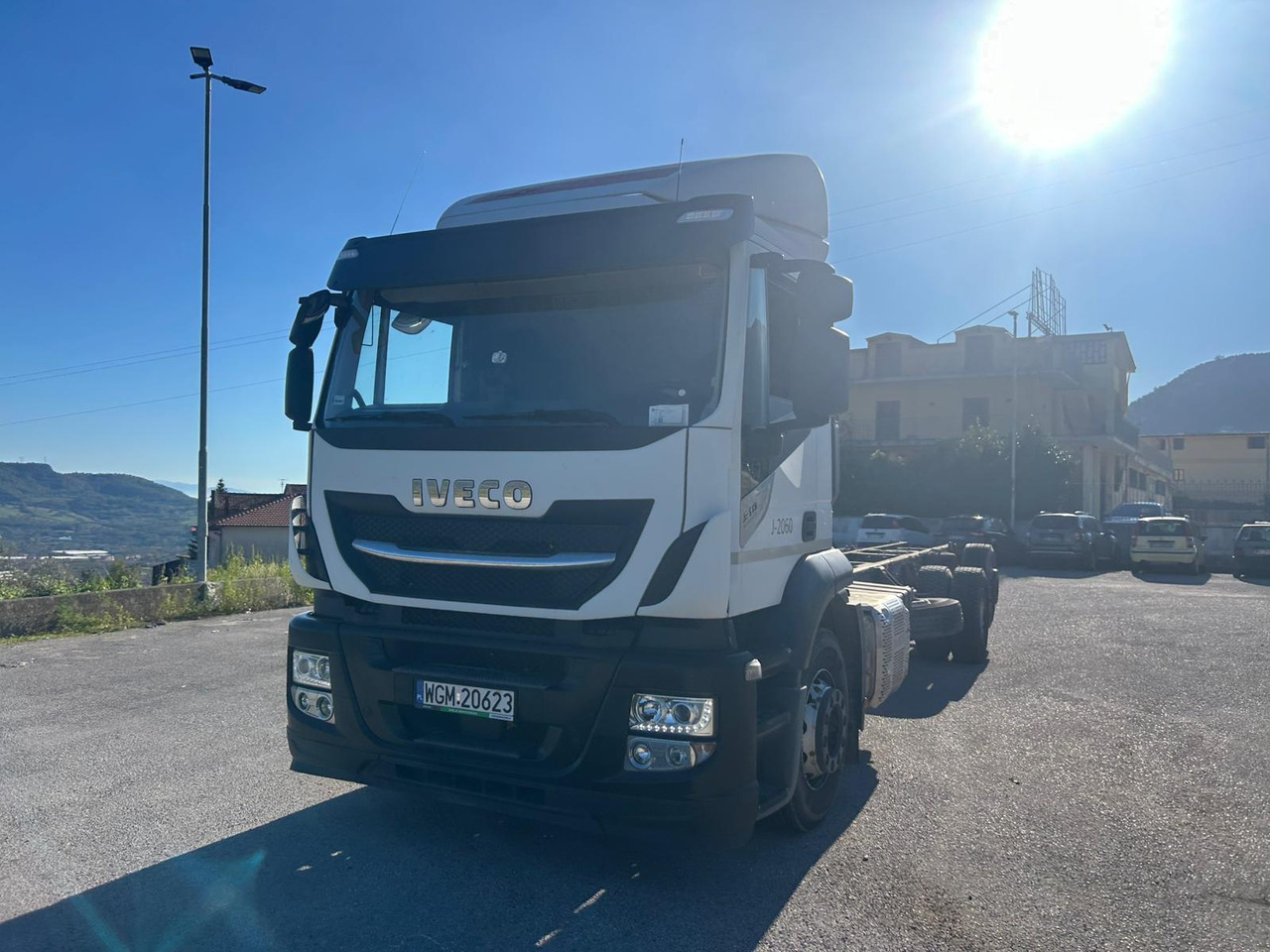 IVECO STRALIS AD 260S31 XP - Truk sasis: gambar 1 IVECO STRALIS AD 260S31 XP - Truk sasis: gambar 1