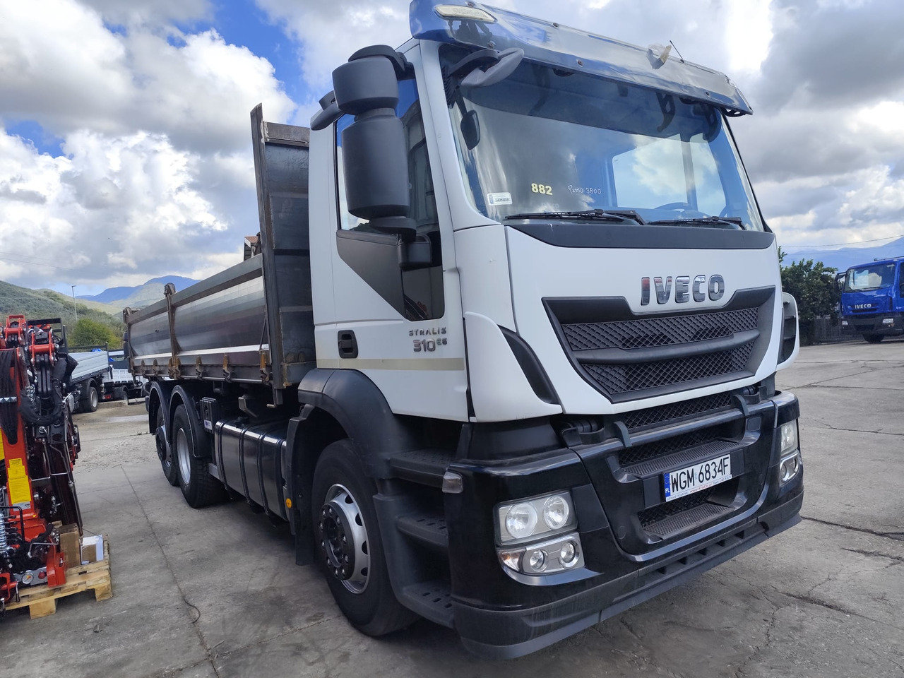 IVECO STRALIS AD 260S31 XP - Truk jungkit: gambar 1 IVECO STRALIS AD 260S31 XP - Truk jungkit: gambar 1