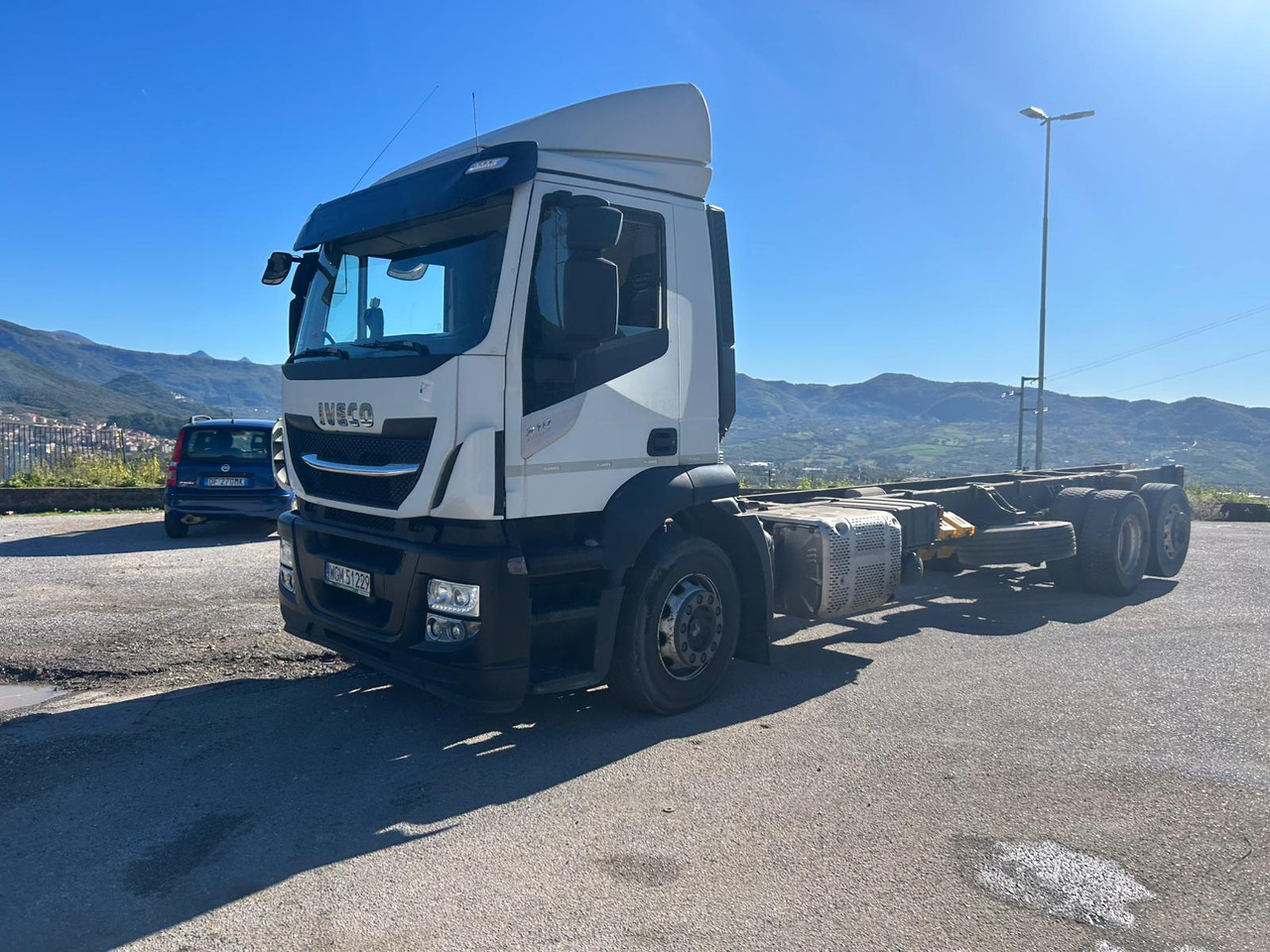 IVECO STRALIS AD 260S31 XP - Truk sasis: gambar 1 IVECO STRALIS AD 260S31 XP - Truk sasis: gambar 1