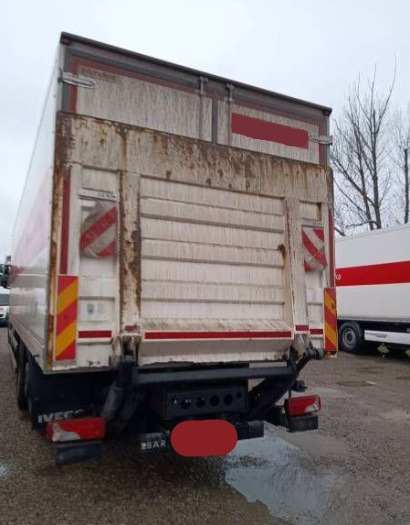 IVECO STRALIS AD 260S31 Y/P - Truk sasis: gambar 4 IVECO STRALIS AD 260S31 Y/P - Truk sasis: gambar 4