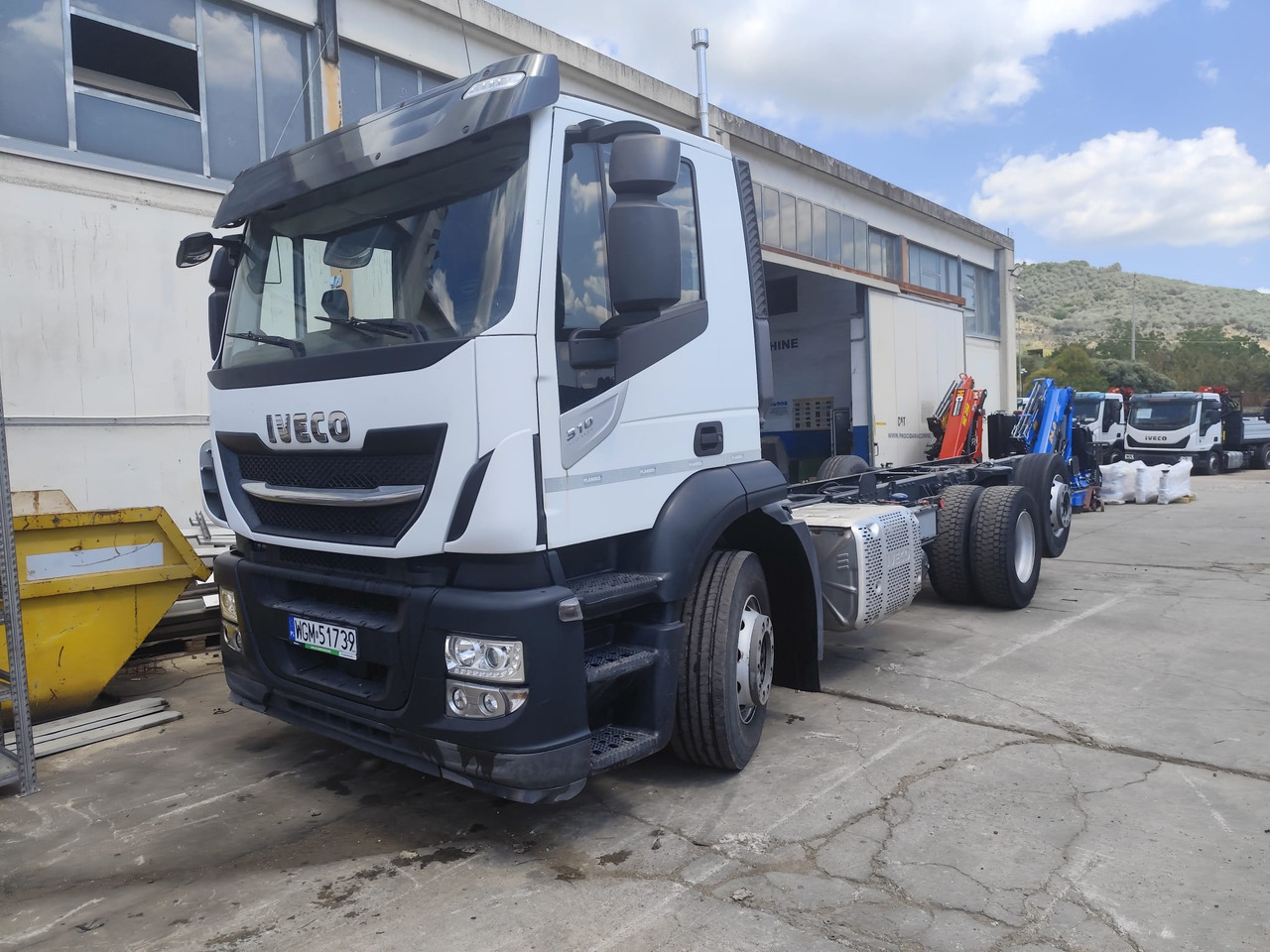 IVECO STRALIS AD 260S31 Y/P - Truk sasis: gambar 1 IVECO STRALIS AD 260S31 Y/P - Truk sasis: gambar 1