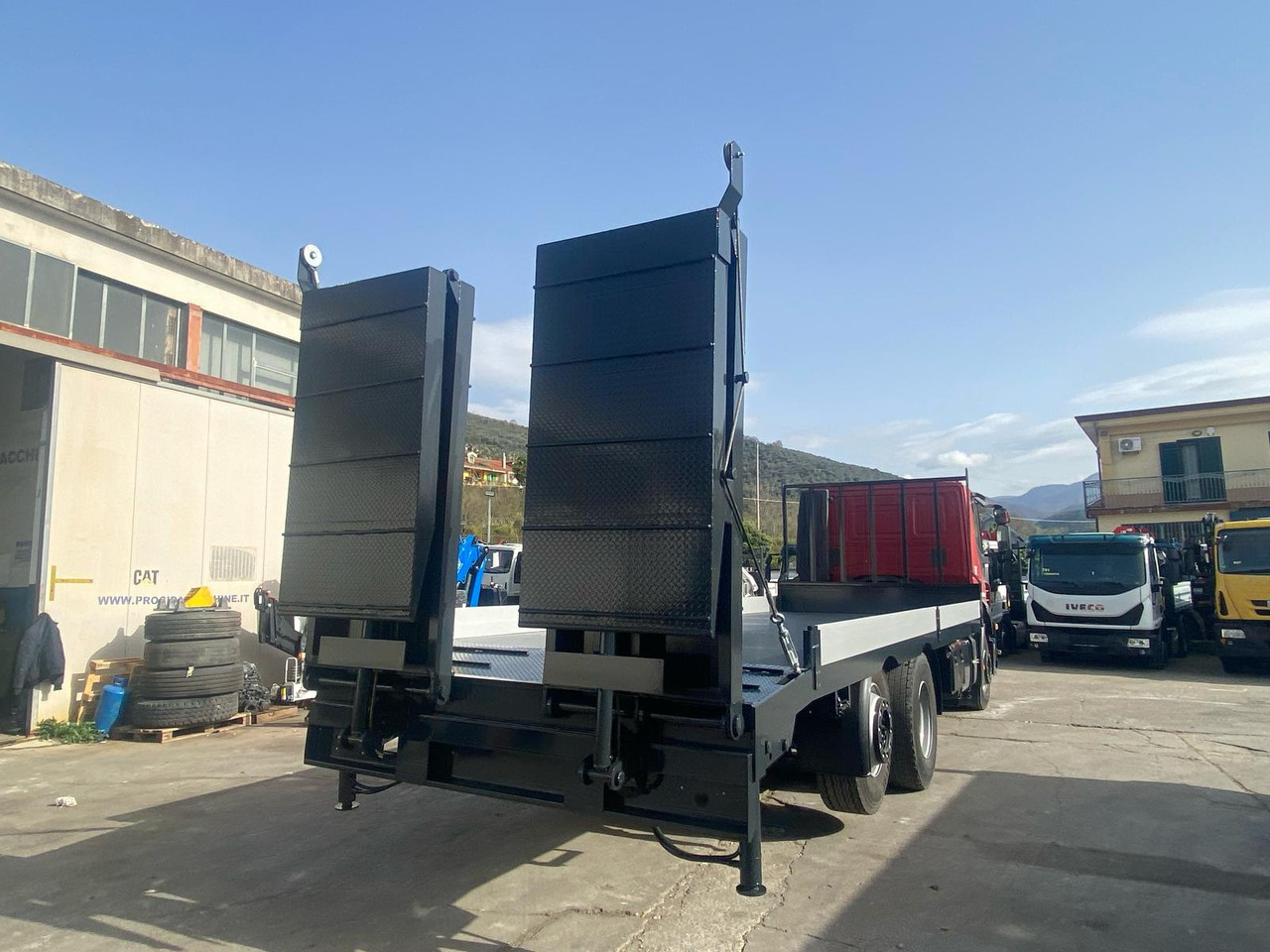 Truk flatbed IVECO STRALIS CUBE 260S31: gambar 20