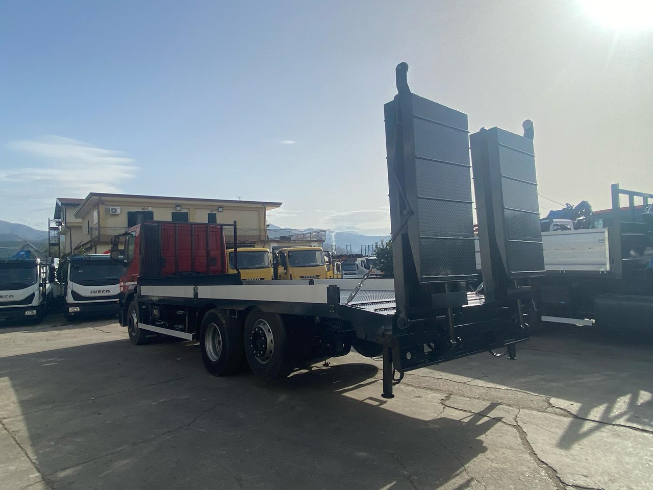 Truk flatbed IVECO STRALIS CUBE 260S31: gambar 26