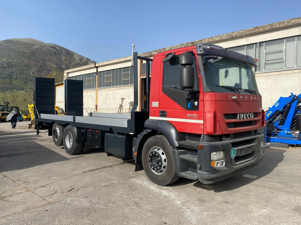 Truk flatbed IVECO STRALIS CUBE 260S31: gambar 13