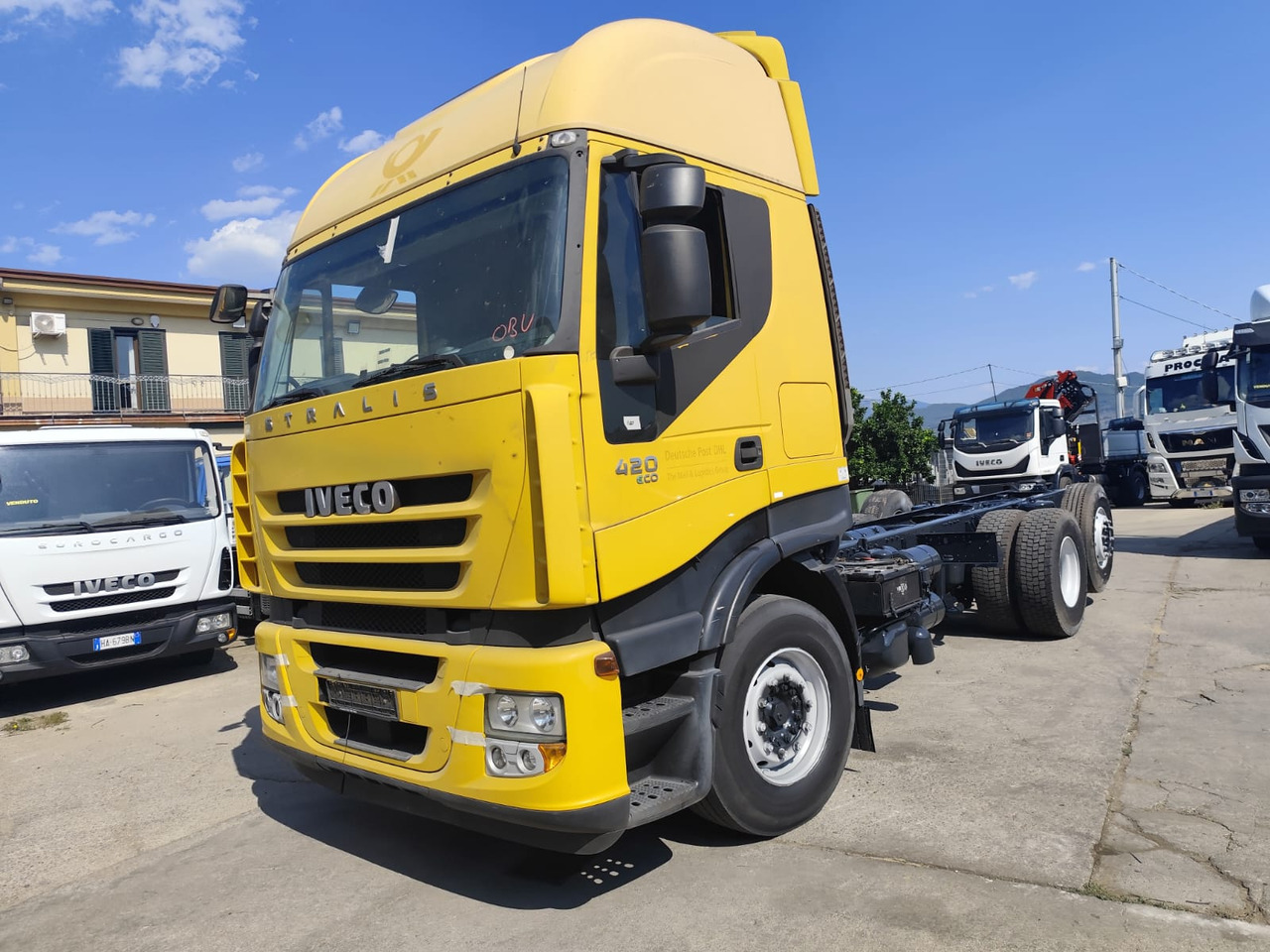 IVECO STRALIS CUBE AD260S42 - Truk flatbed: gambar 1 IVECO STRALIS CUBE AD260S42 - Truk flatbed: gambar 1
