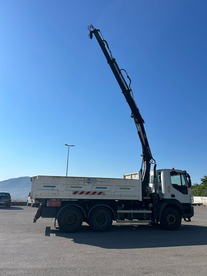 IVECO TRAKKER 260T36 - Truk derek, Truk jungkit: gambar 3 IVECO TRAKKER 260T36 - Truk derek, Truk jungkit: gambar 3