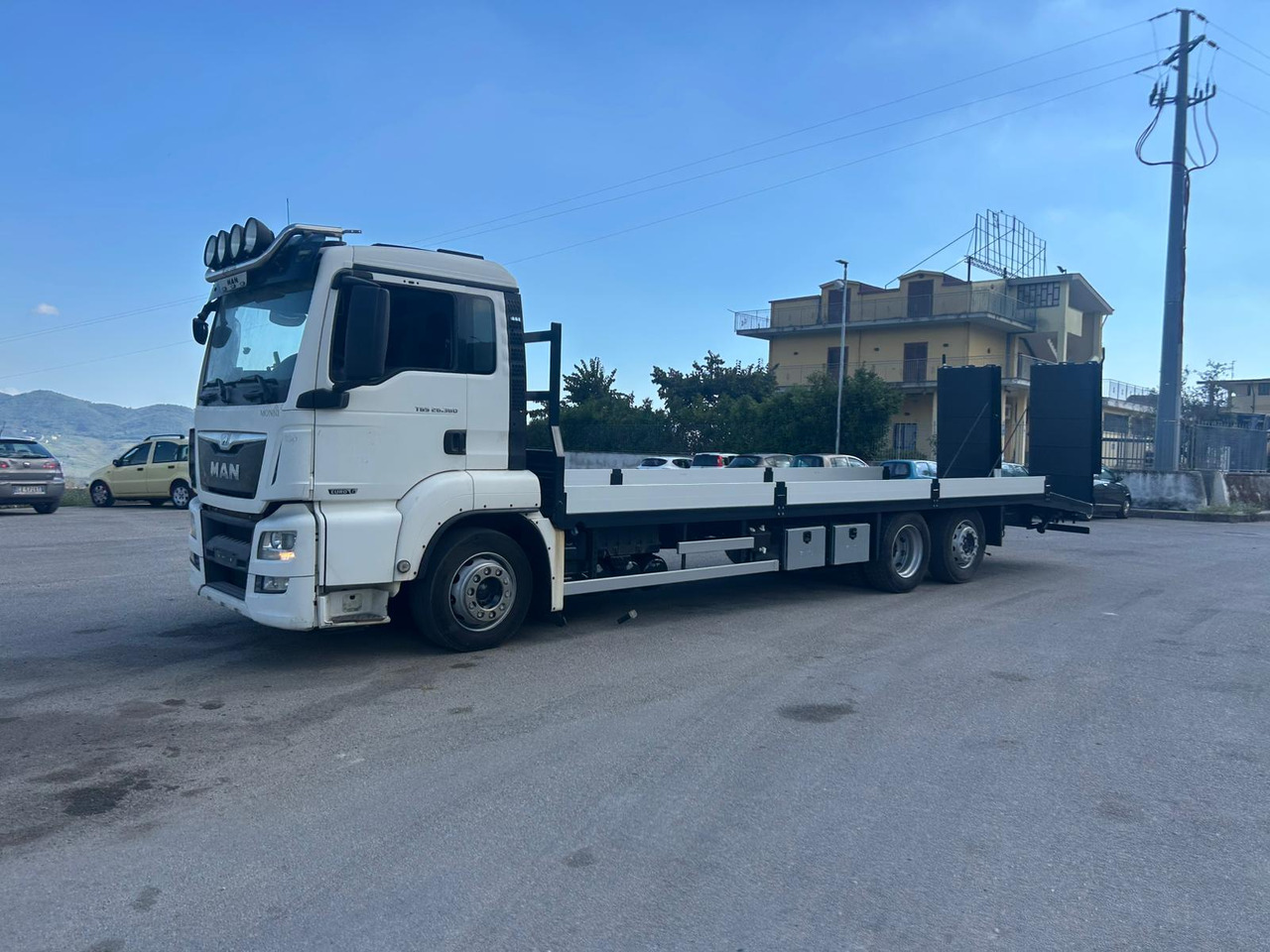 MAN TGS 26.360 - Truk flatbed: gambar 5 MAN TGS 26.360 - Truk flatbed: gambar 5