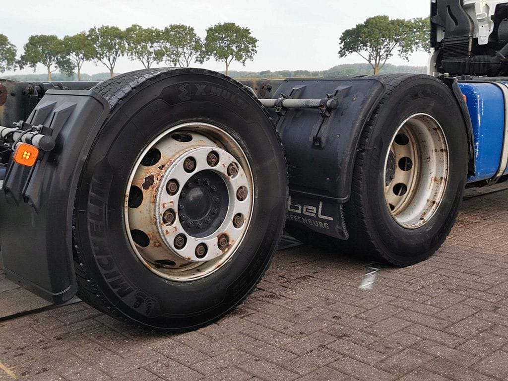 MAN TGX 26.480 - Truk flatbed: gambar 5 MAN TGX 26.480 - Truk flatbed: gambar 5