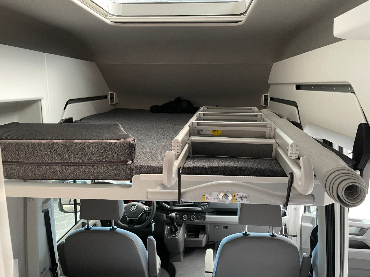 Volkswagen Crafter Grand California D-Heizung Kamera ACC - Camper: gambar 5 Volkswagen Crafter Grand California D-Heizung Kamera ACC - Camper: gambar 5