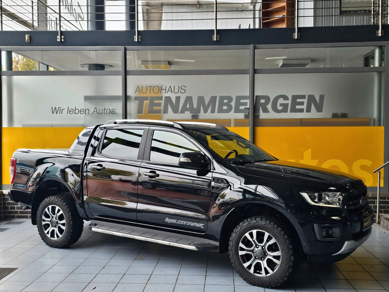 Ford Ranger Wildtrak DoKa 4x4 Standhzg. ACC LED AHK - Mobil SUV: gambar 1 Ford Ranger Wildtrak DoKa 4x4 Standhzg. ACC LED AHK - Mobil SUV: gambar 1